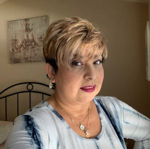 Meet your Posher, Janet